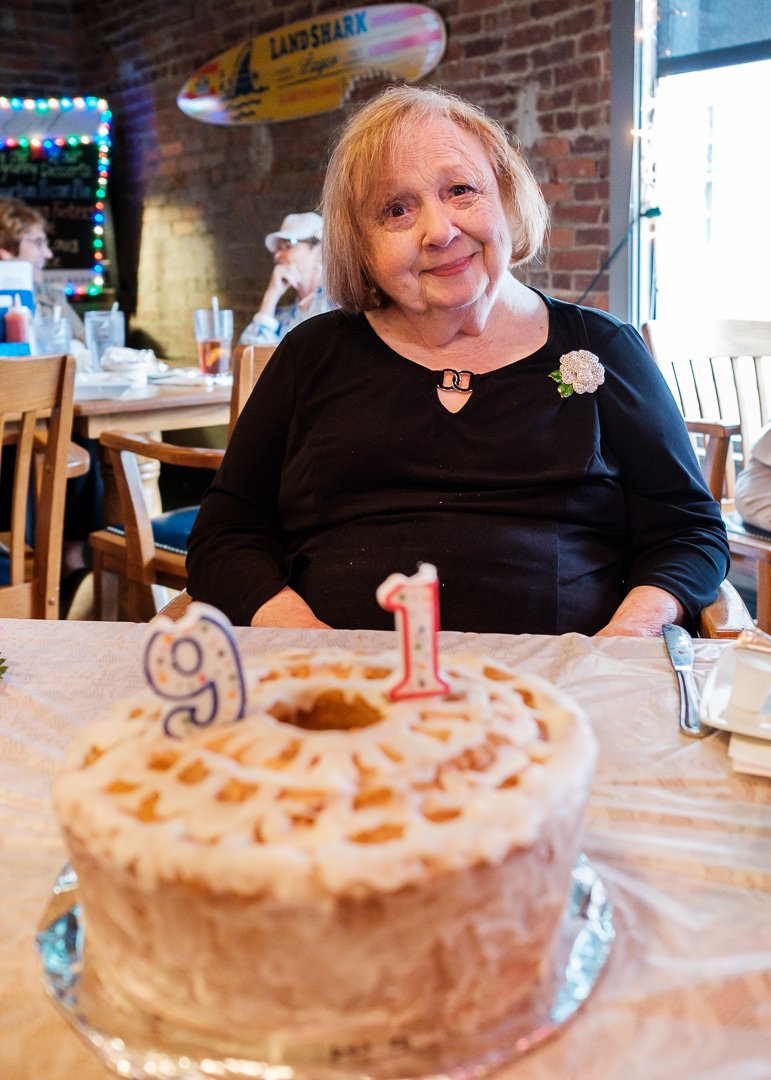 bettylynn17086007.jpg