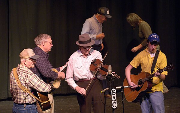 show233.jpg