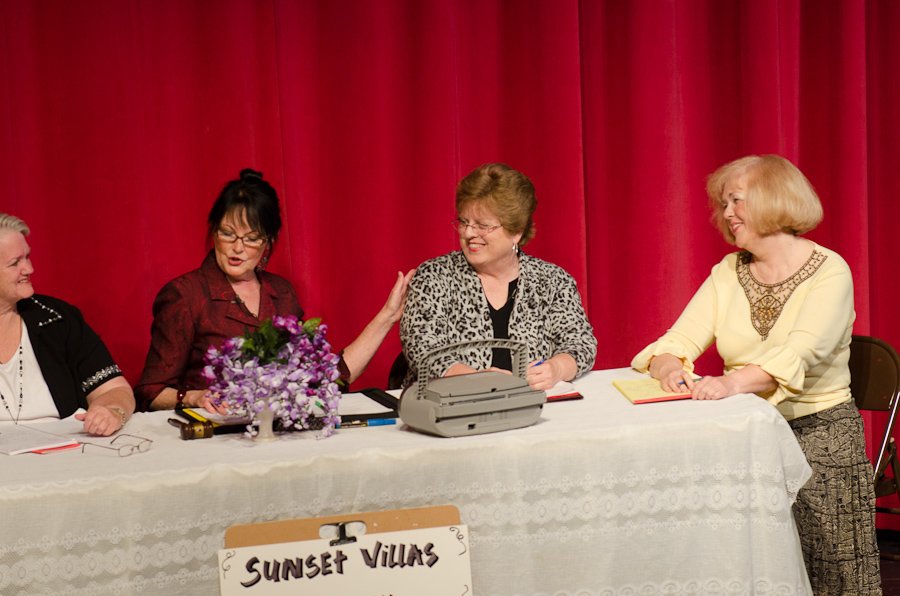 committee11110300.jpg