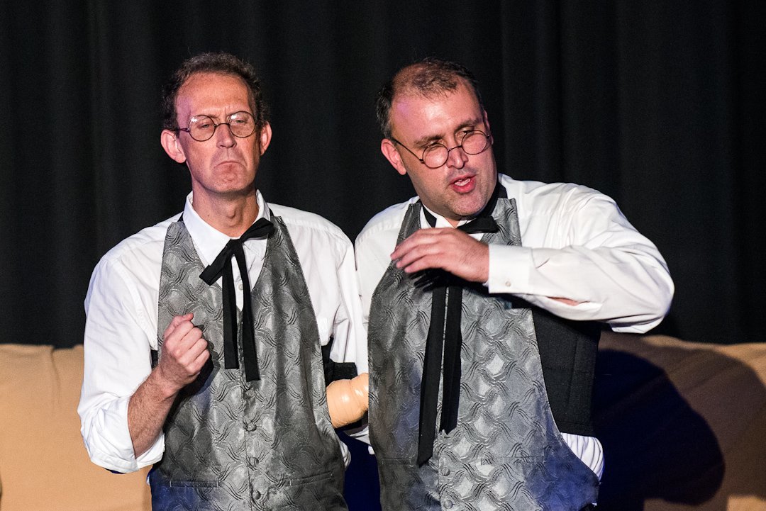 twinswedding01114.jpg