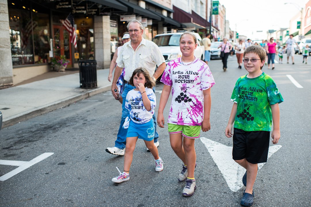 artsalive120606809.jpg
