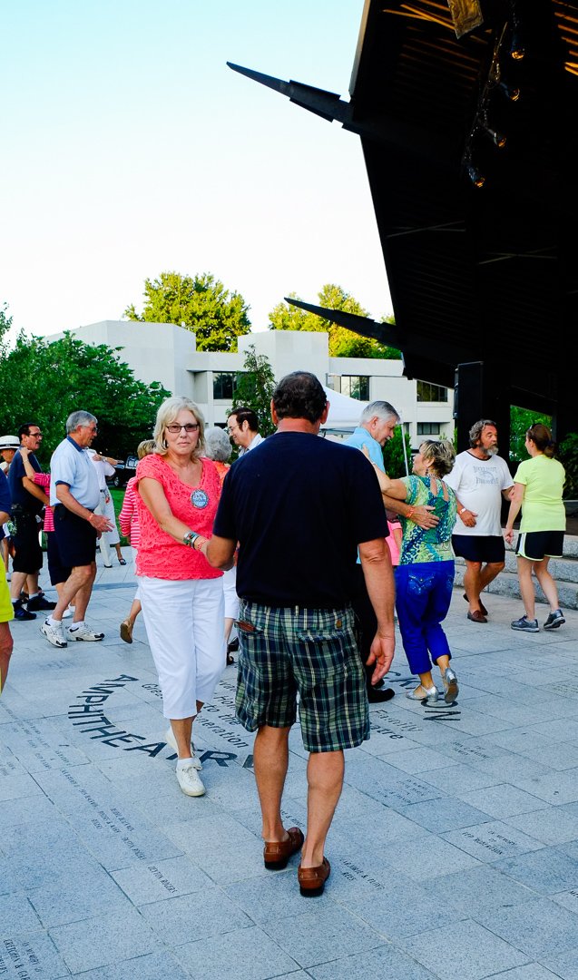 castaways13066171.jpg