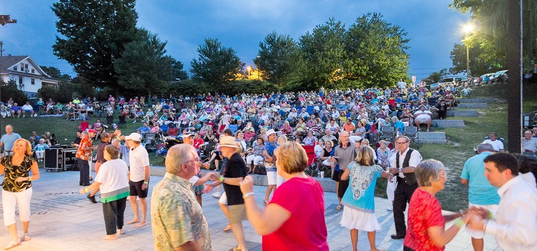 shakers140714933.jpg