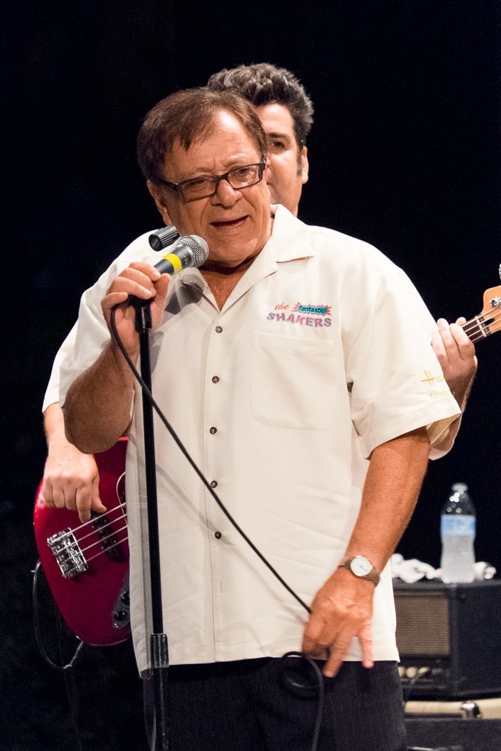 shakers140726087.jpg