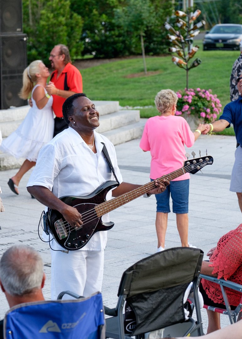 fantasyband15077101.jpg