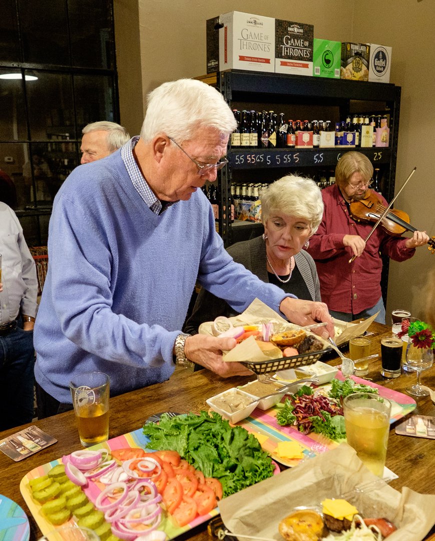 artsdinner151027346.jpg