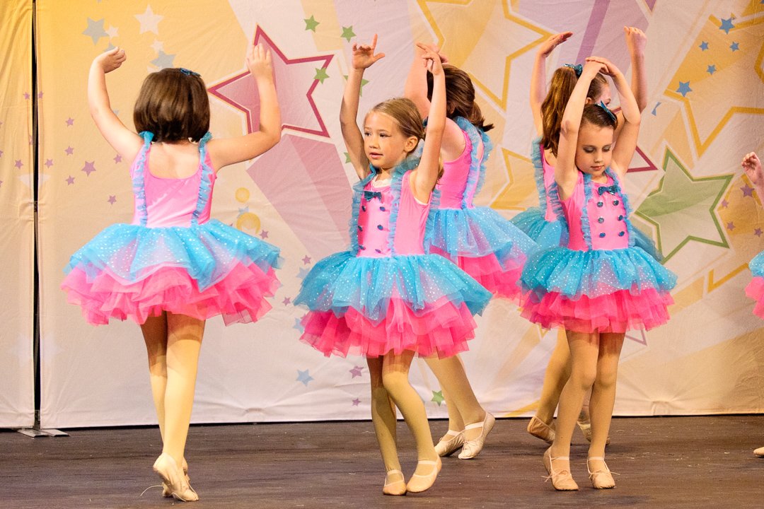 dance15057590.jpg