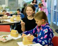 gingerbread16091381_small.jpg