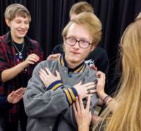 teenacting17016688_small.jpg