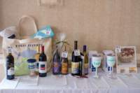 artsball18021620_small.jpg