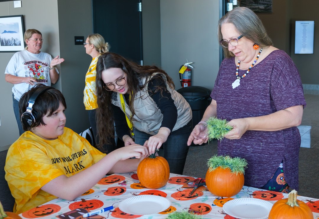 pumpkinworkshop23106.jpg