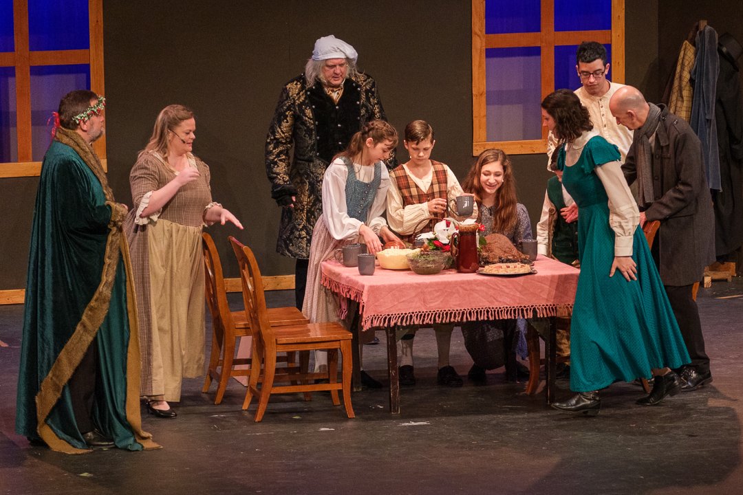 christmascarol241249.jpg