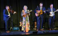 rhondavincent250411_small.jpg