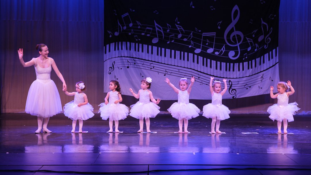 dance25052.jpg