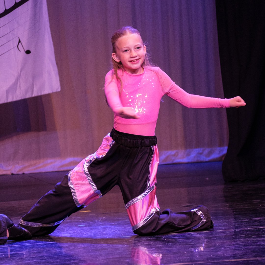 dance2505221.jpg