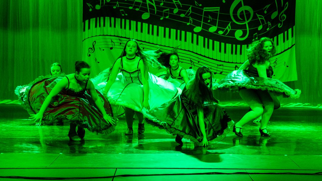dance2505252.jpg