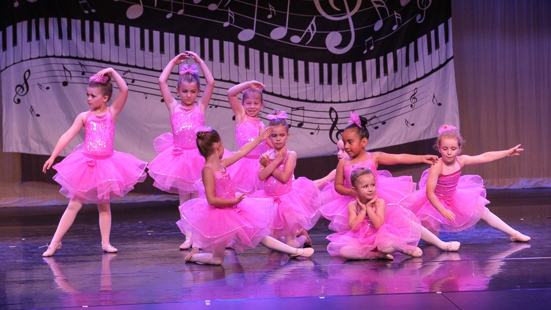 dance250541.jpg
