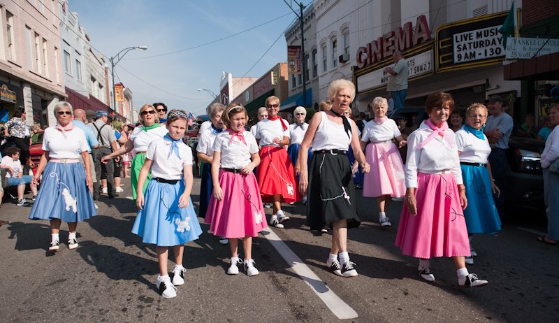 parade07007.jpg