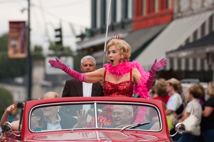 parade11099255.jpg