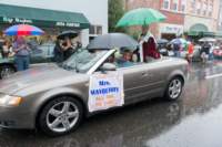 parade120900416_small.jpg