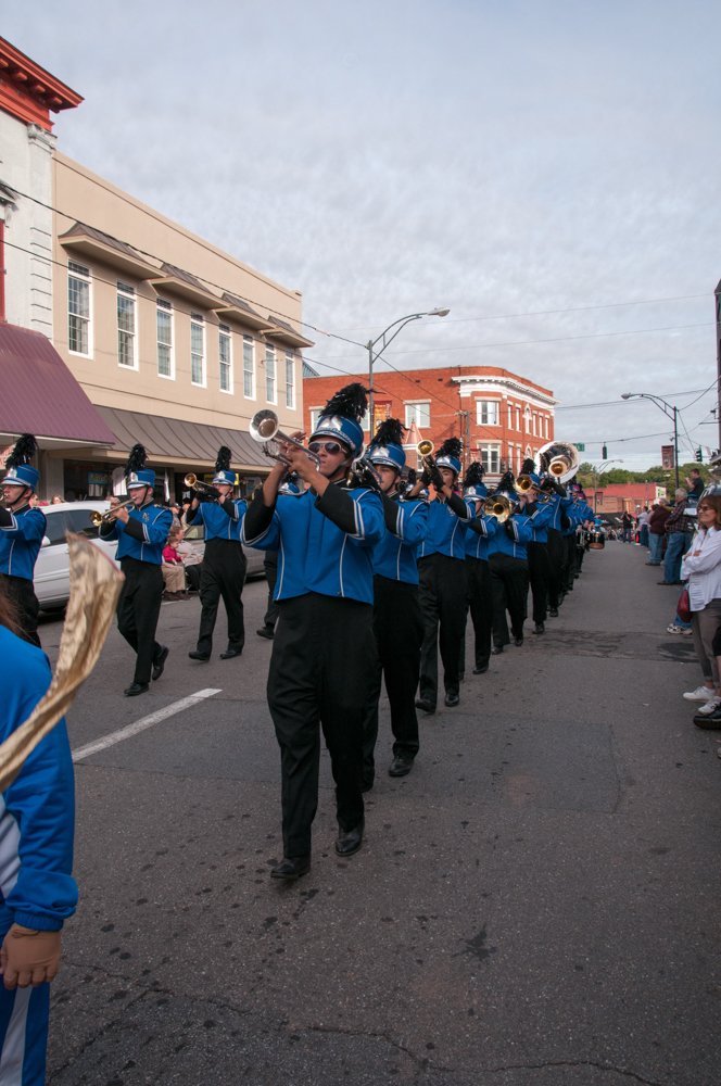 parade14092533.jpg