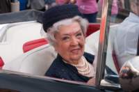 parade14092618_small.jpg