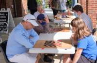 checkers21095_small.jpg