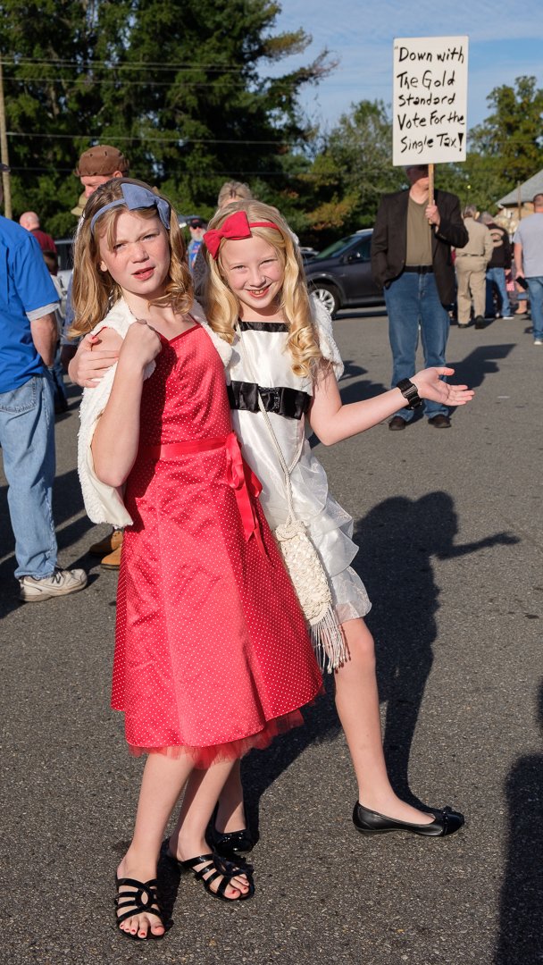 parade210921.jpg