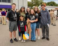 parade_32240_small.jpg