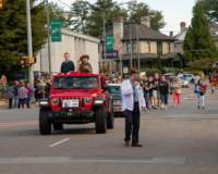 parade_32355_small.jpg