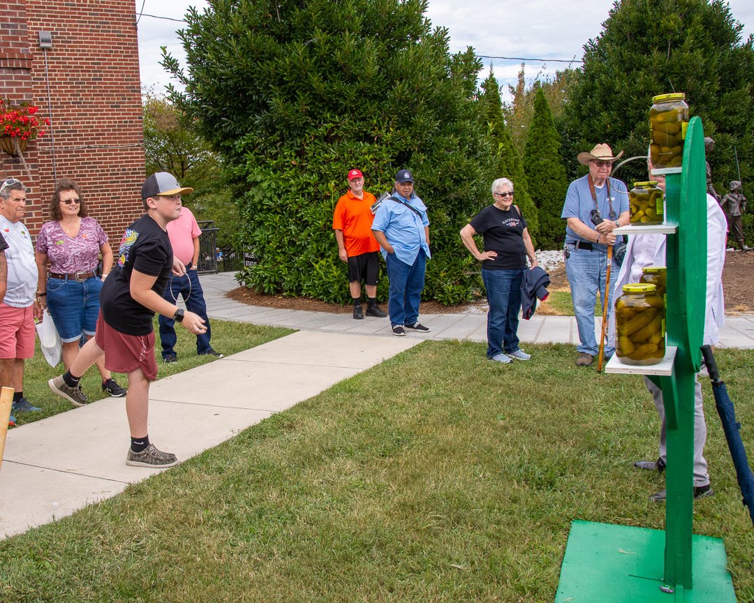 pickletoss_32792.jpg