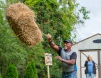 haybaletoss23091050_small.jpg