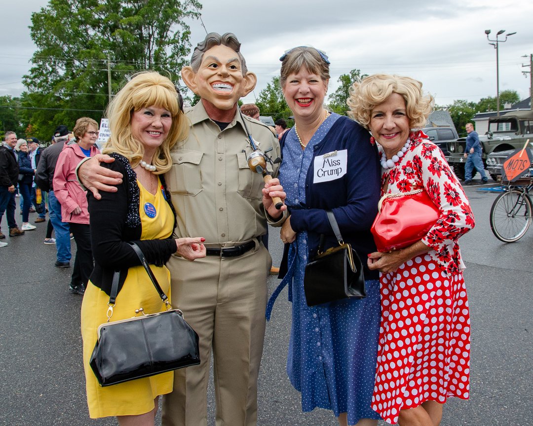 parade_2663.jpg